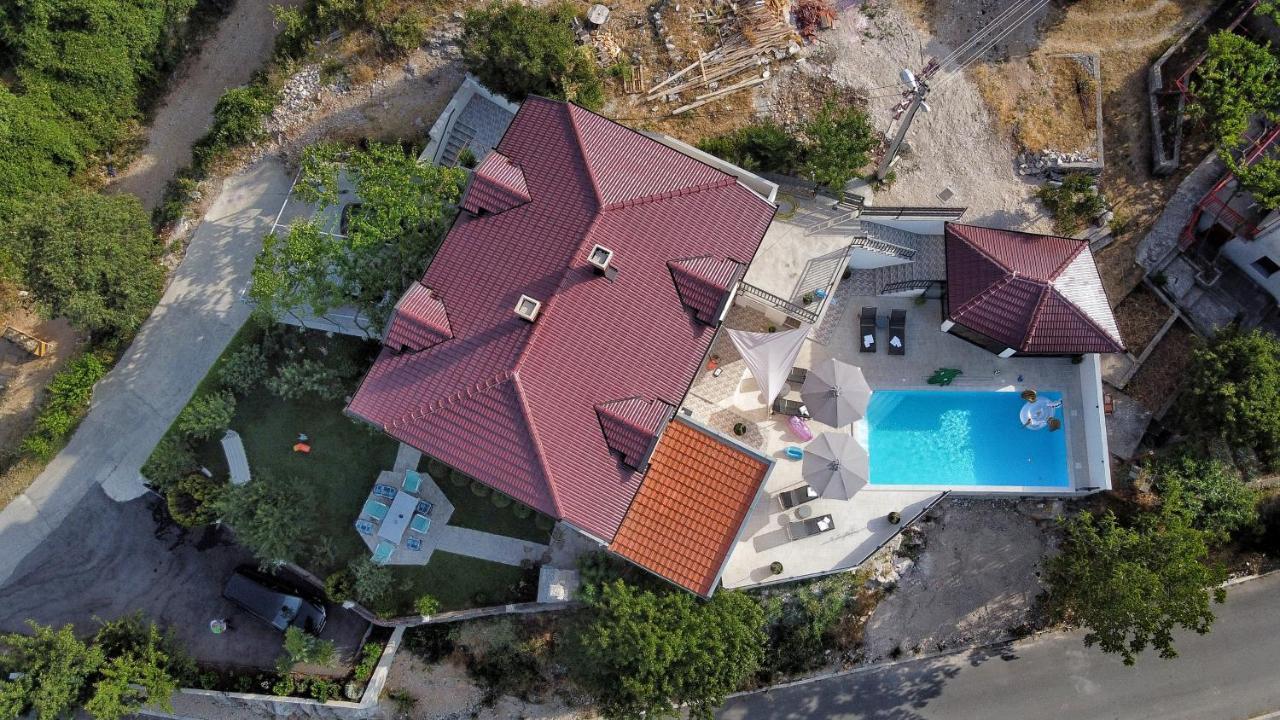 Studio Apartmani Milovic Trebinje Bagian luar foto