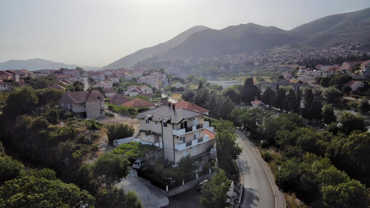 Studio Apartmani Milovic Trebinje Bagian luar foto