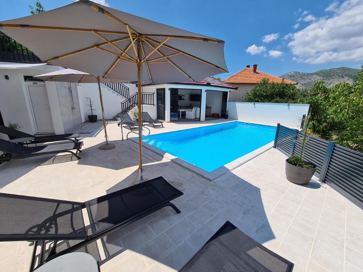 Studio Apartmani Milovic Trebinje Bagian luar foto