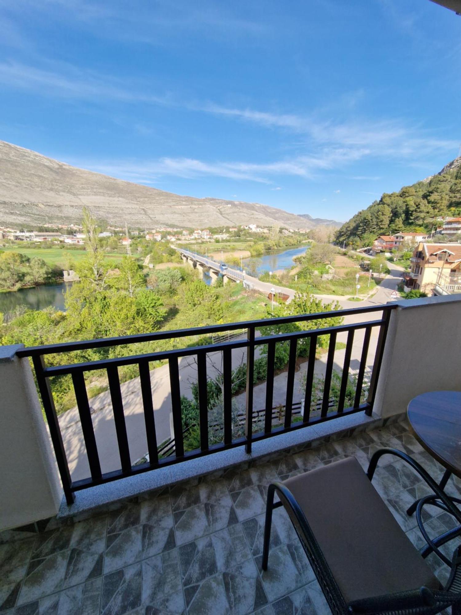 Studio Apartmani Milovic Trebinje Bagian luar foto