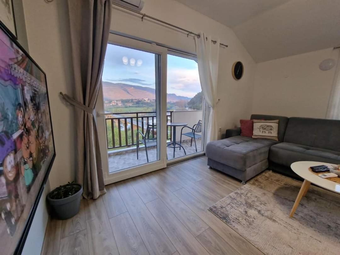 Studio Apartmani Milovic Trebinje Bagian luar foto