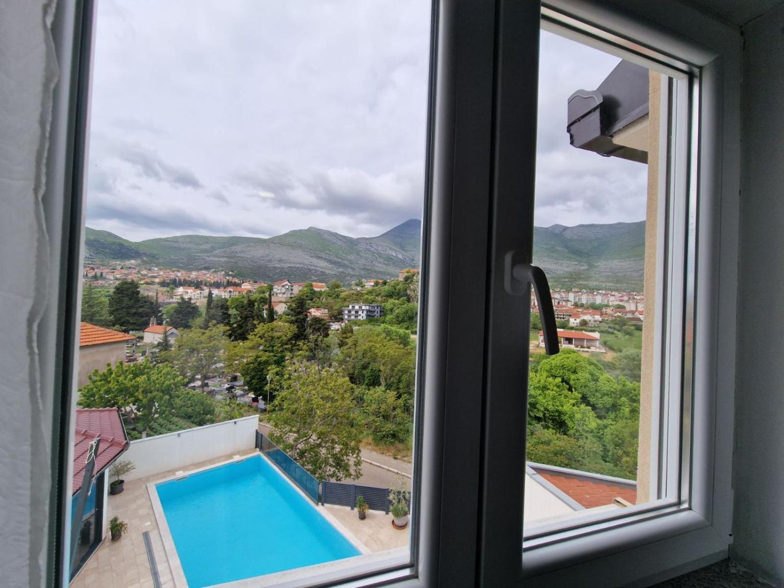 Studio Apartmani Milovic Trebinje Bagian luar foto
