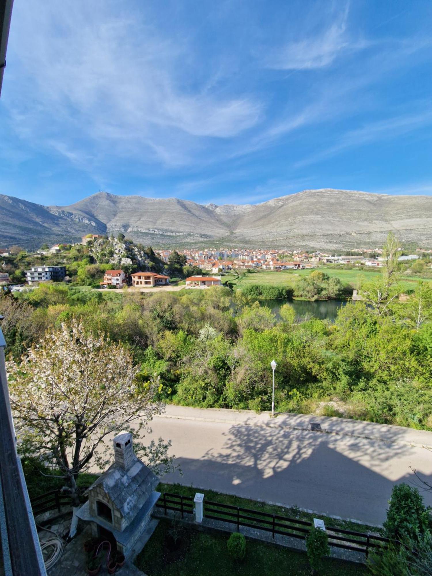 Studio Apartmani Milovic Trebinje Bagian luar foto