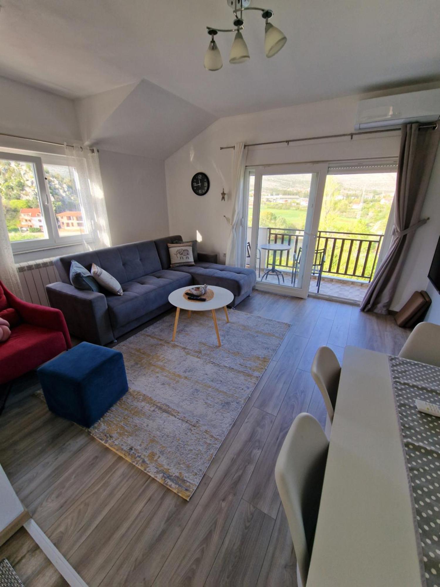 Studio Apartmani Milovic Trebinje Bagian luar foto