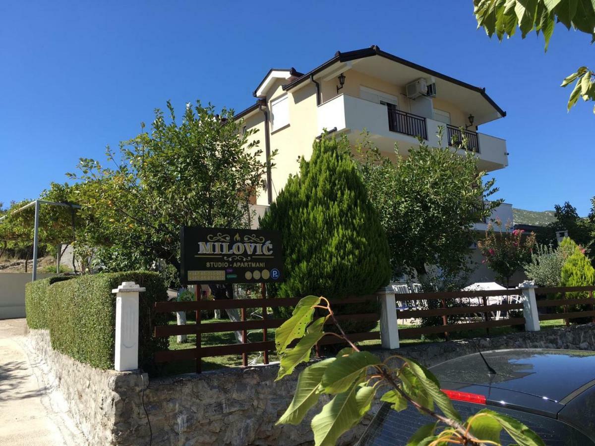 Studio Apartmani Milovic Trebinje Bagian luar foto